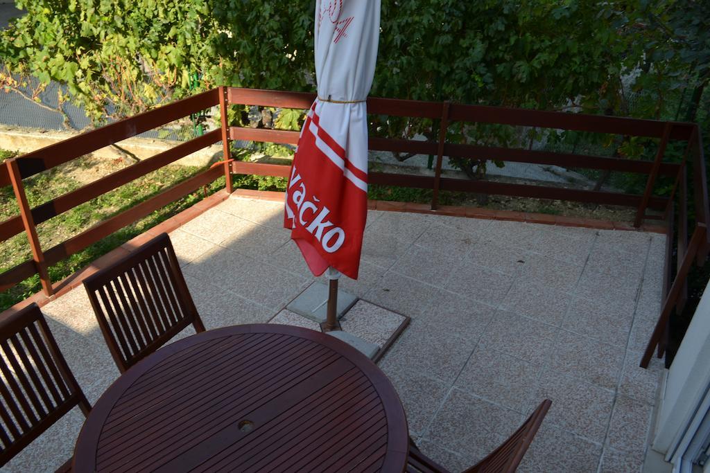 Apartments Karlo Омиш Номер фото