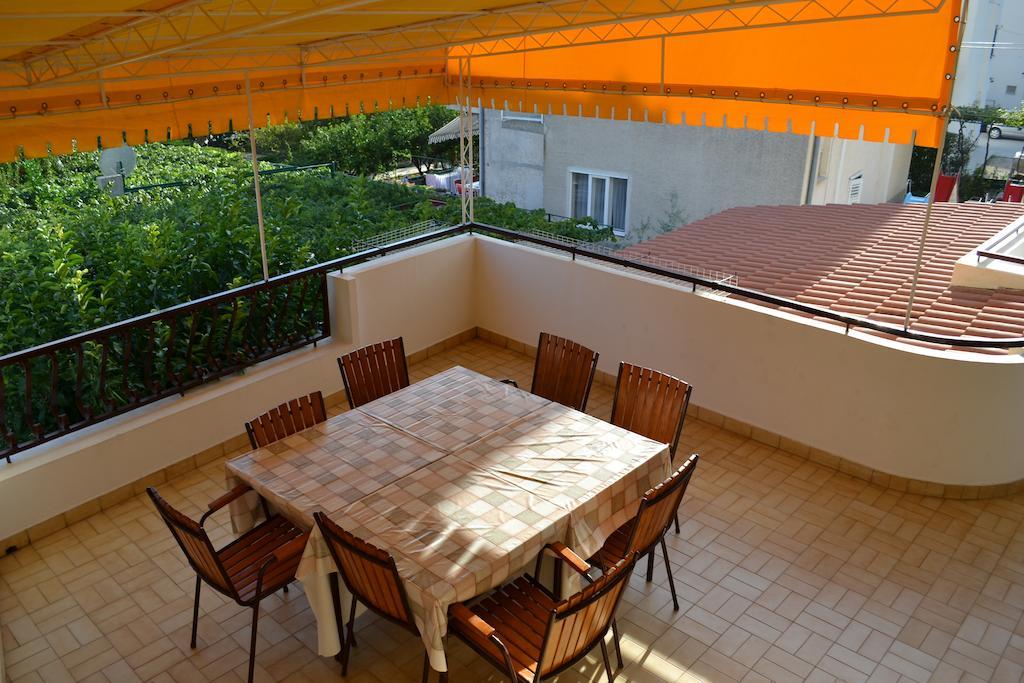 Apartments Karlo Омиш Номер фото